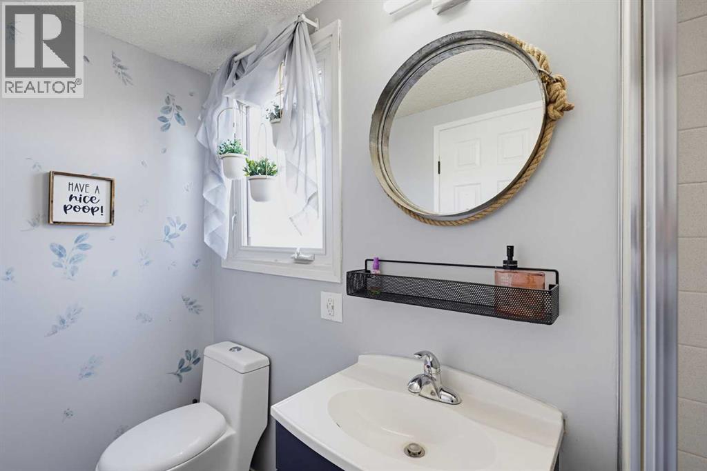 5103 60 Street Close Property Photo 23