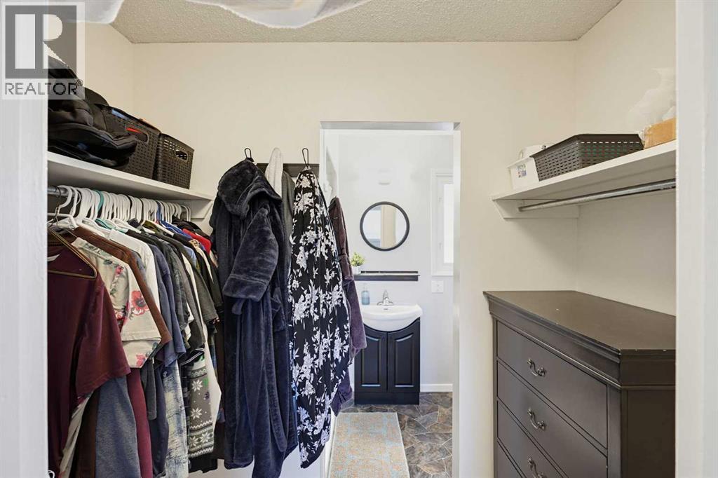 5103 60 Street Close Property Photo 27