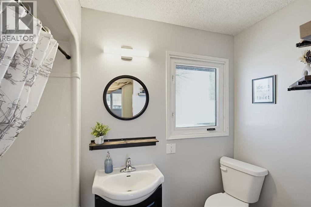 5103 60 Street Close Property Photo 28