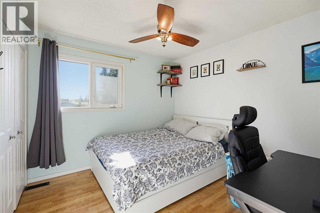 5103 60 Street Close Property Photo 30