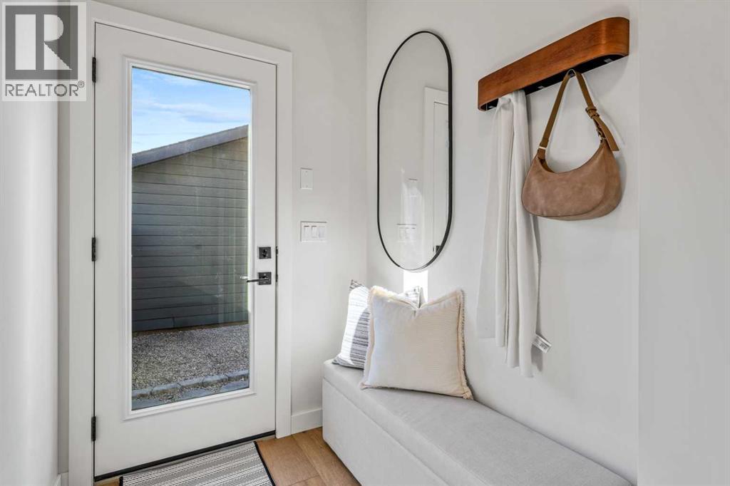 15041 37 Street Sw Property Photo 15