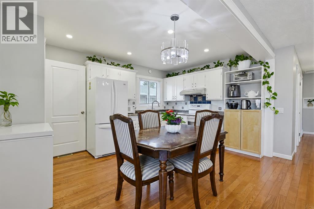 1303 Penedo Crescent Se Property Photo 12