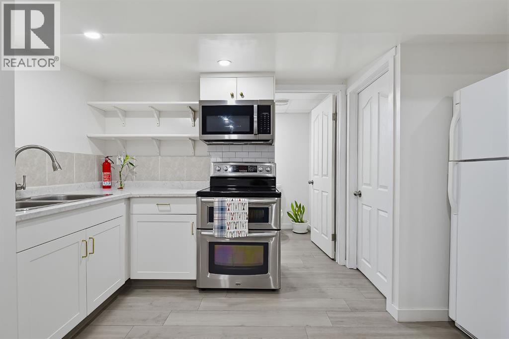 1303 Penedo Crescent Se Property Photo 22
