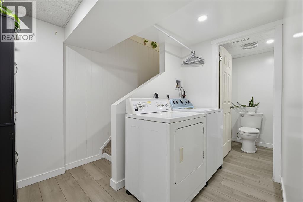 1303 Penedo Crescent Se Property Photo 35