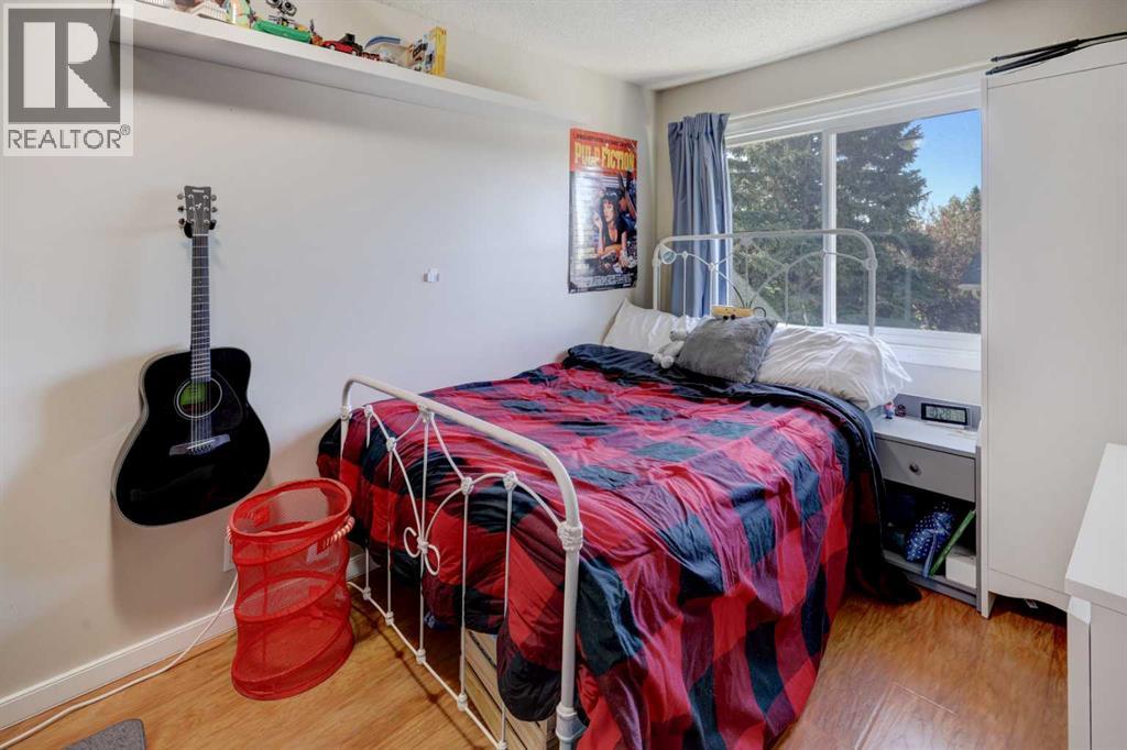 738 Queenston Terrace Se Property Photo 26