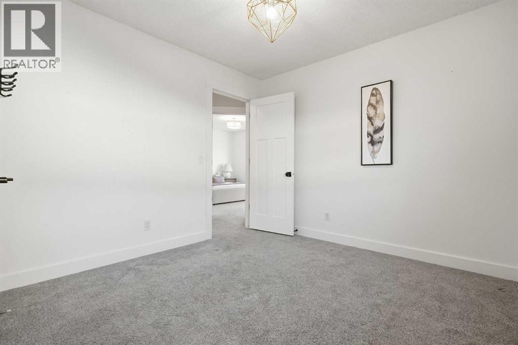 130 Chapman Close Se Property Photo 31