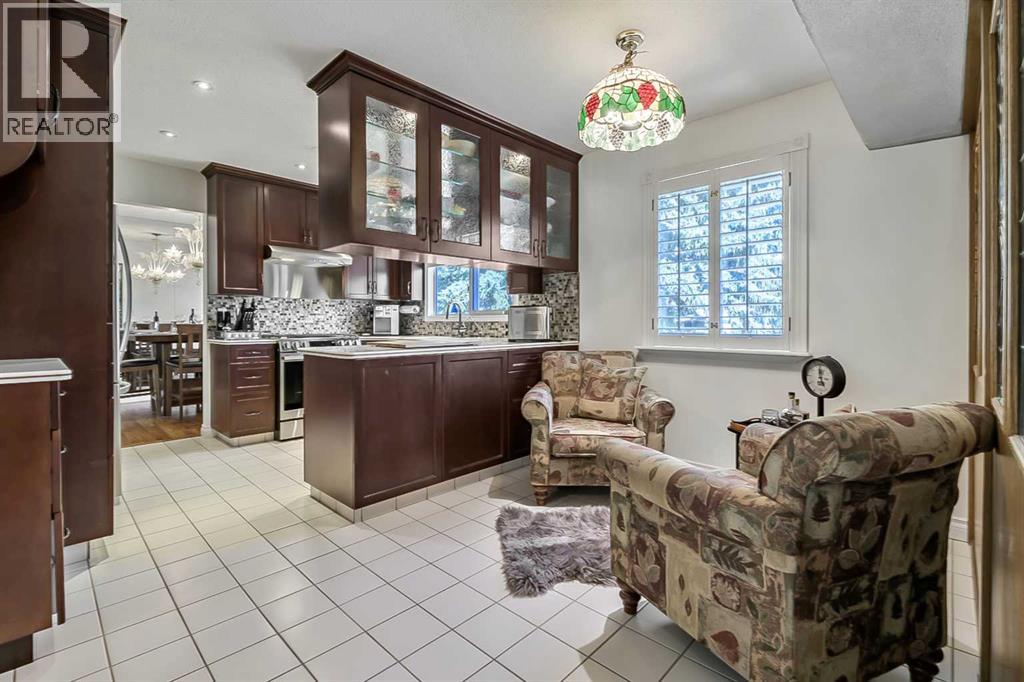 544 Willingdon Boulevard Se Property Photo 10