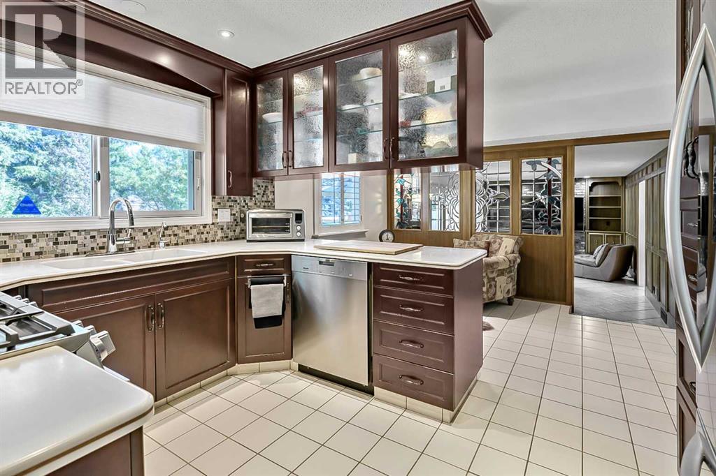 544 Willingdon Boulevard Se Property Photo 13