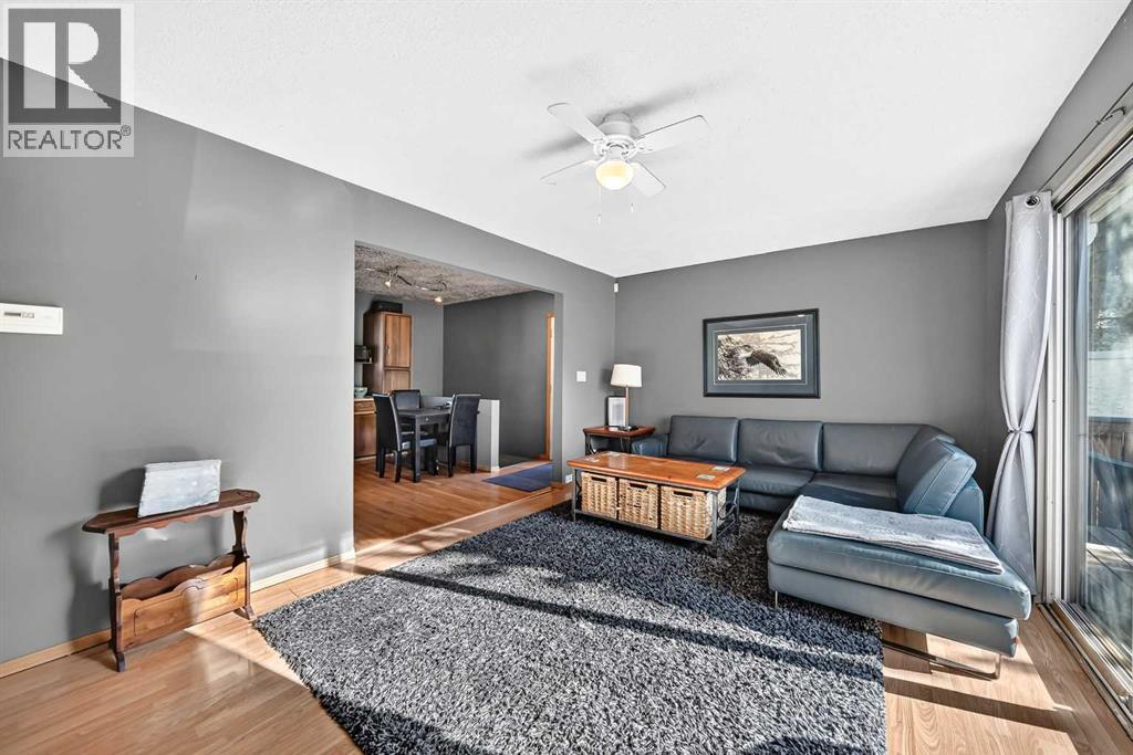 7312 36 Avenue Nw Property Photo 10
