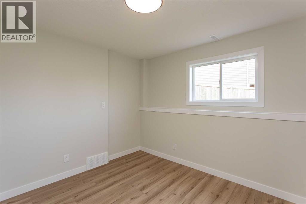 133 Wellington Close Property Photo 21