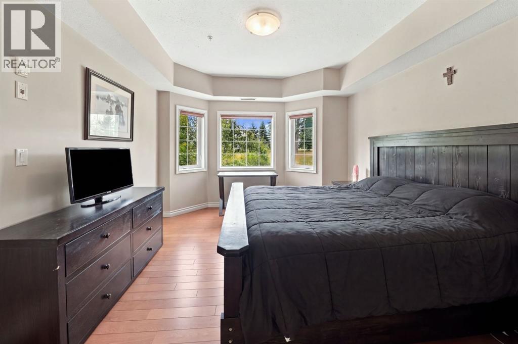 6 Michener Boulevard Property Photo 13