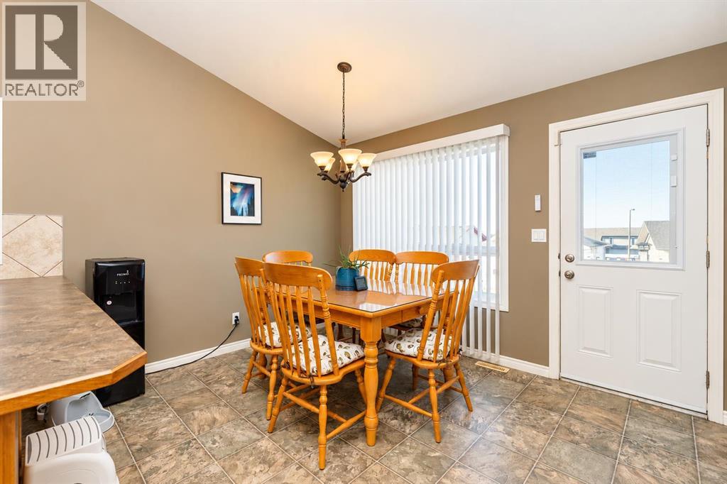 44 Isaacson Crescent Property Photo 9