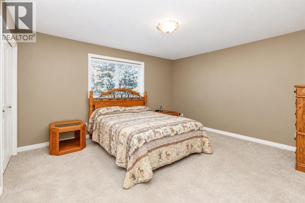 44 Isaacson Crescent Property Photo 11