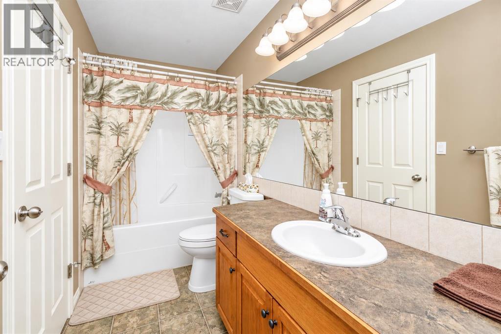 44 Isaacson Crescent Property Photo 13