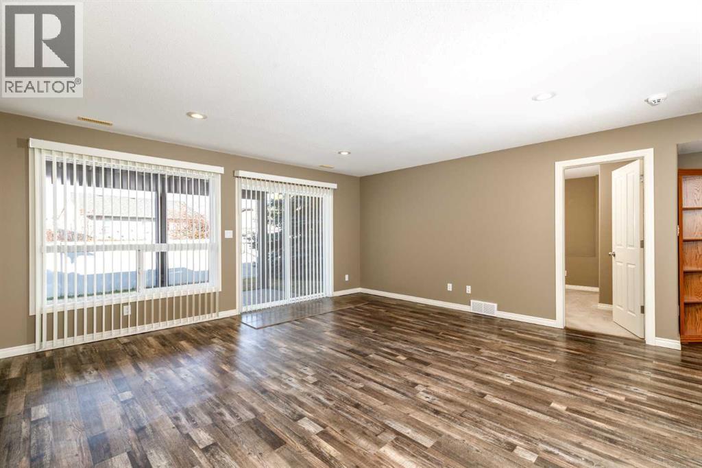 44 Isaacson Crescent Property Photo 17