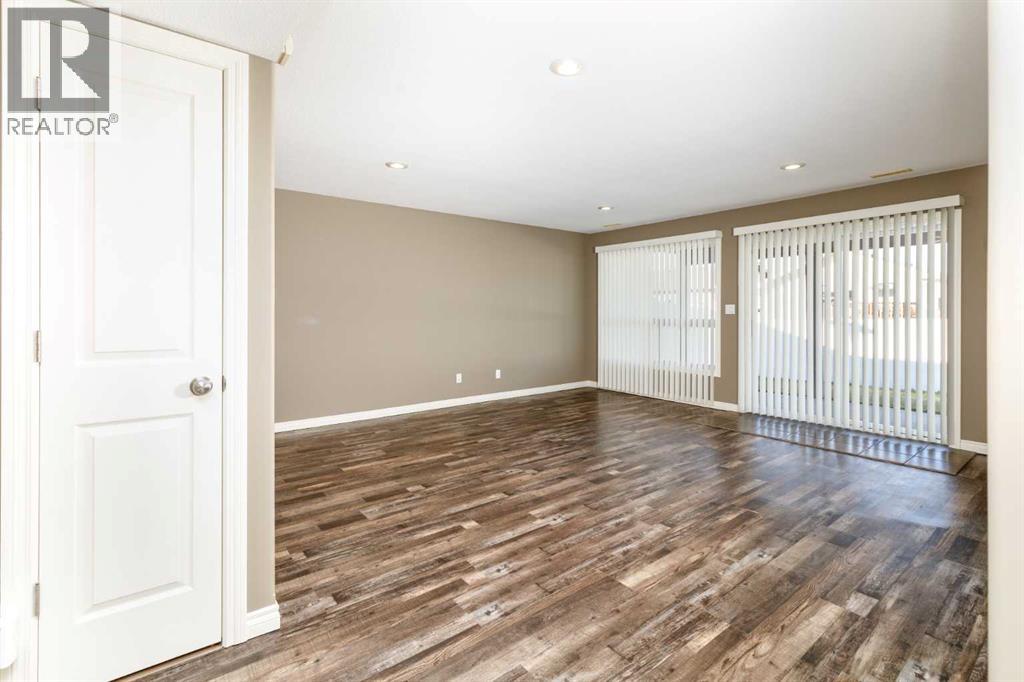 44 Isaacson Crescent Property Photo 18
