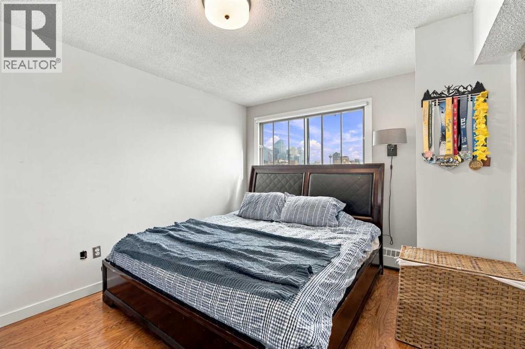 1140 15 Avenue Southwest Property Photo 17