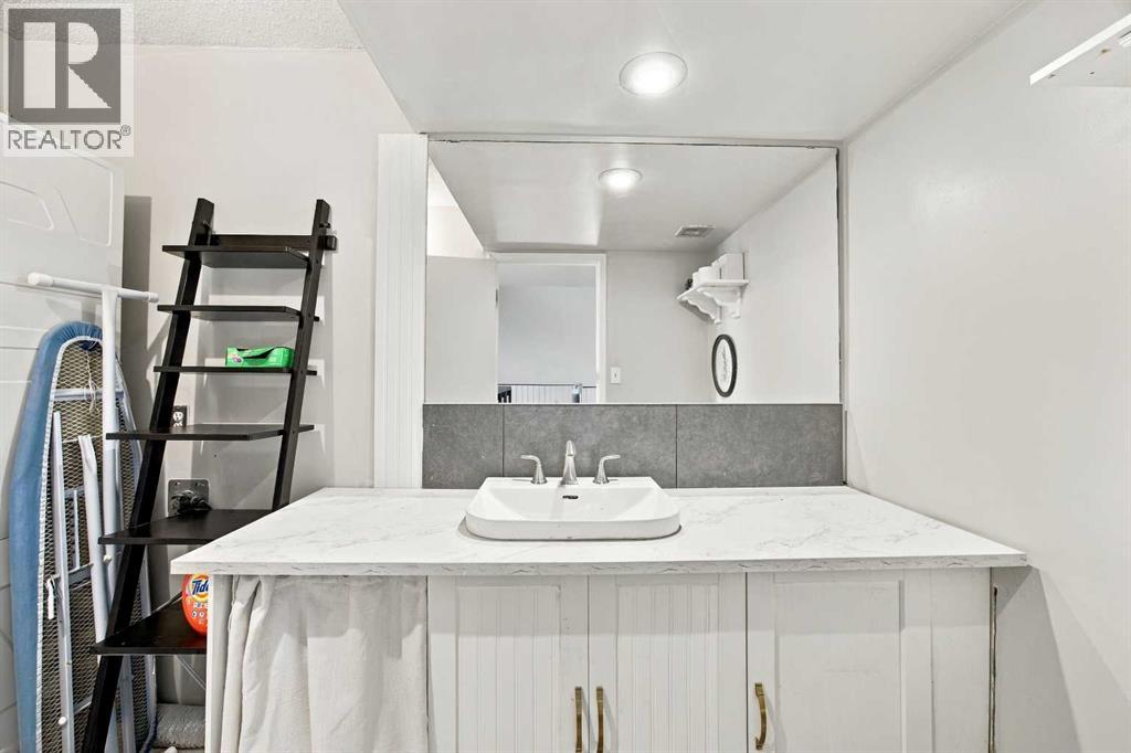 1140 15 Avenue Southwest Property Photo 25