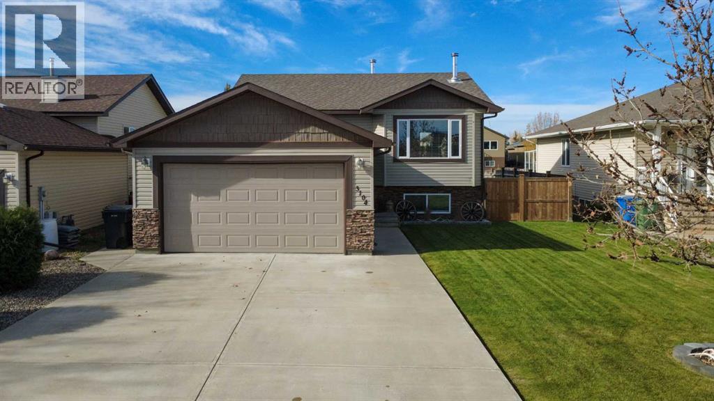 3104 22 Street Property Photo 3