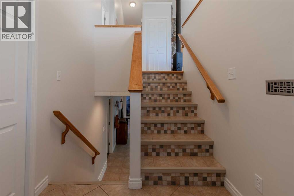 3104 22 Street Property Photo 4