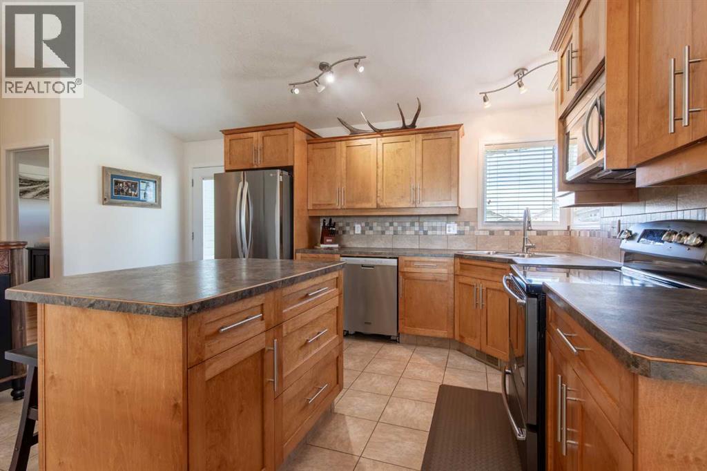 3104 22 Street Property Photo 13