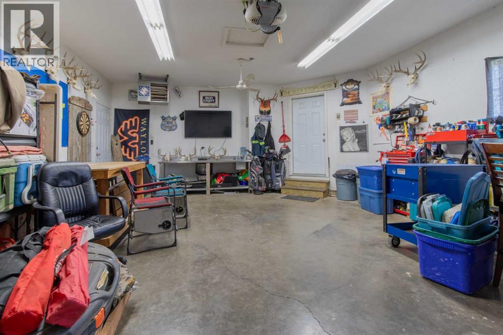 3104 22 Street Property Photo 39