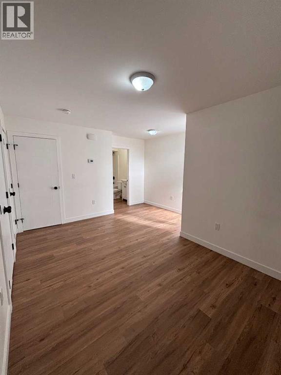 6014 54 Street Property Photo 5