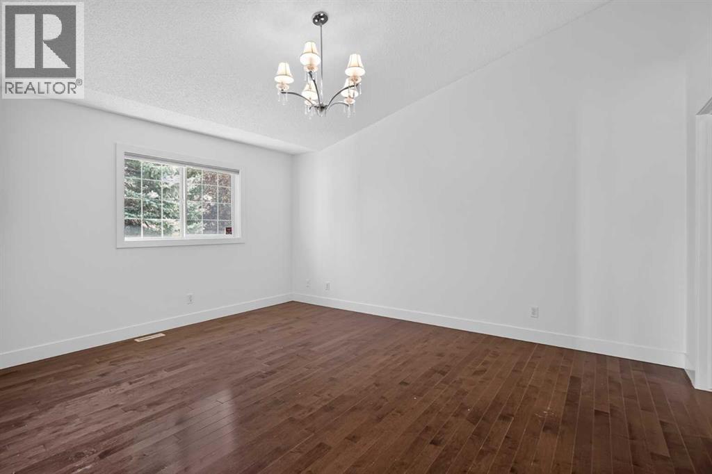 113 Mt Douglas Villas Se Property Photo 23