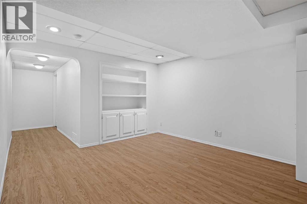 113 Mt Douglas Villas Se Property Photo 30