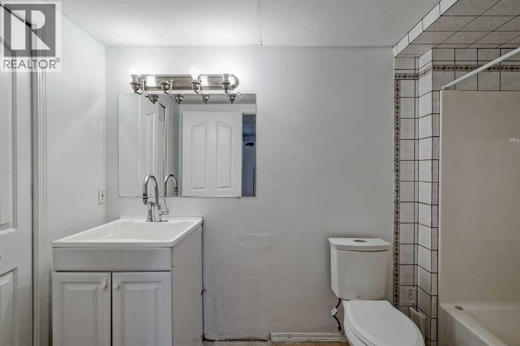 113 Mt Douglas Villas Se Property Photo 34
