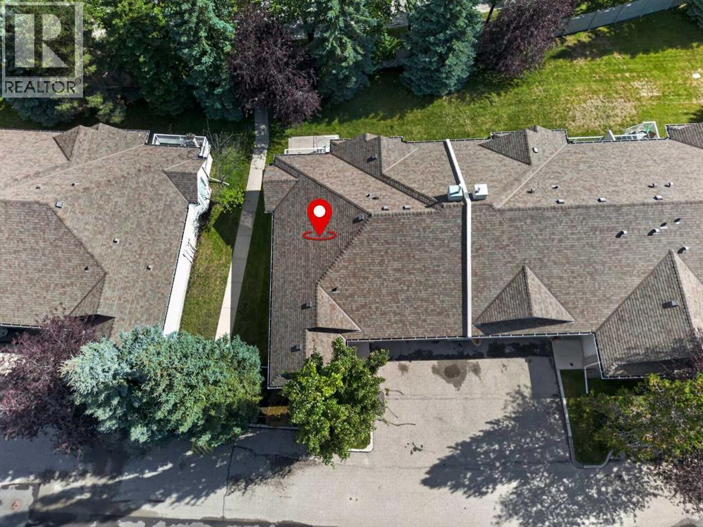 113 Mt Douglas Villas Se Property Photo 37