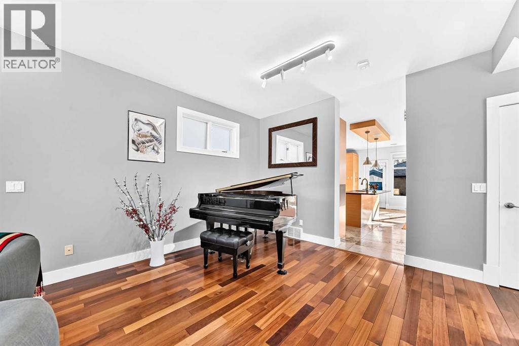 1031 19 Avenue Se Property Photo 9