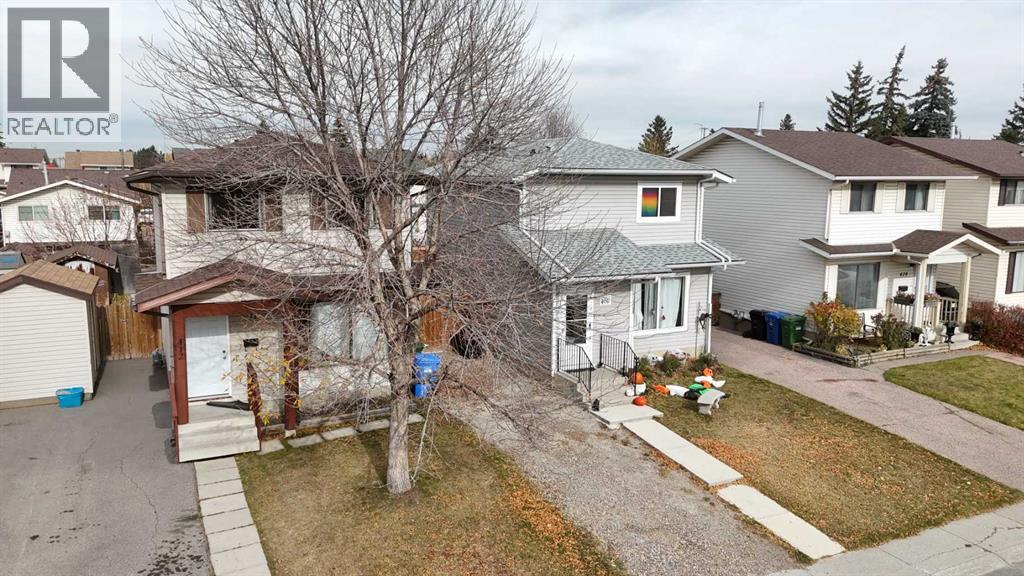 412 Abadan Place Ne Property Photo 3