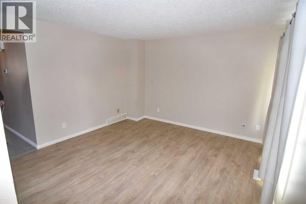 412 Abadan Place Ne Property Photo 8