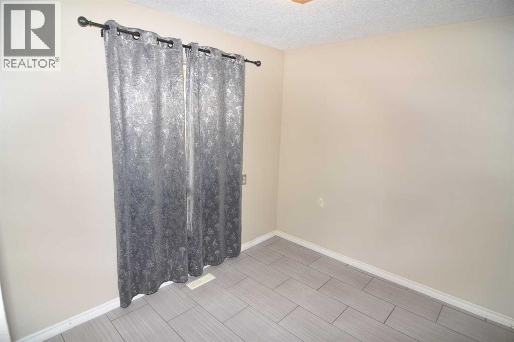 412 Abadan Place Ne Property Photo 10