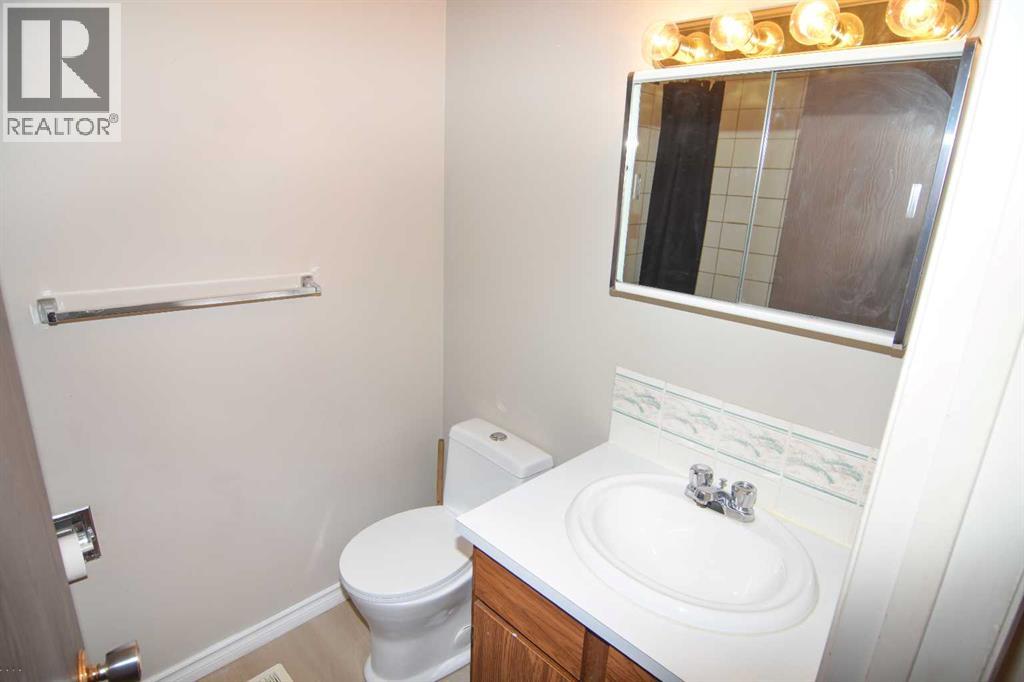 412 Abadan Place Ne Property Photo 13