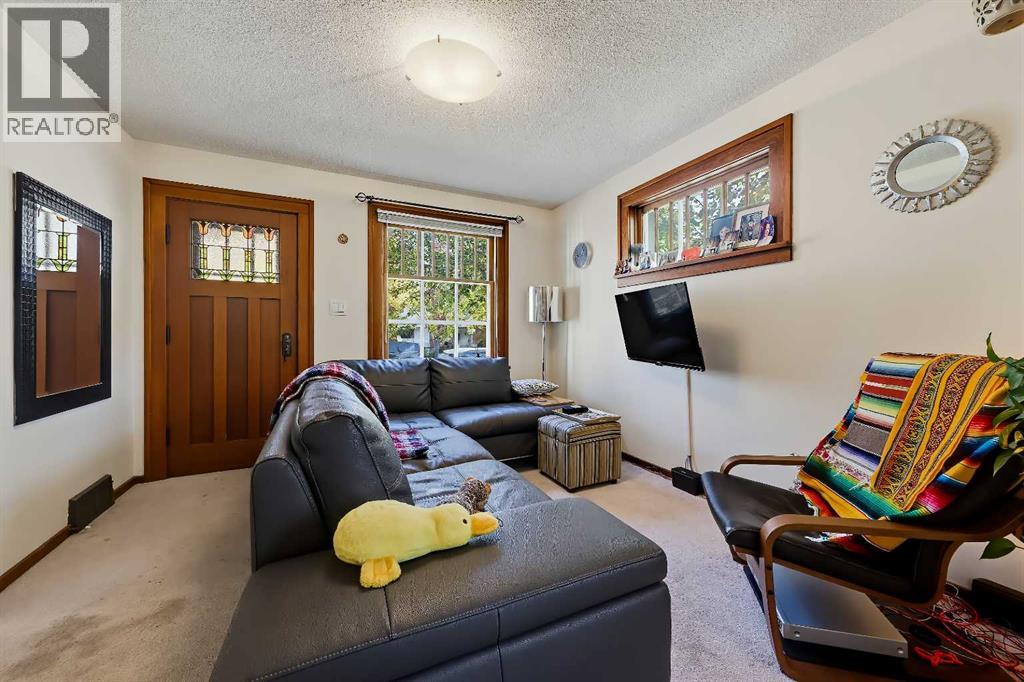 107 7a Street Ne Property Photo 14