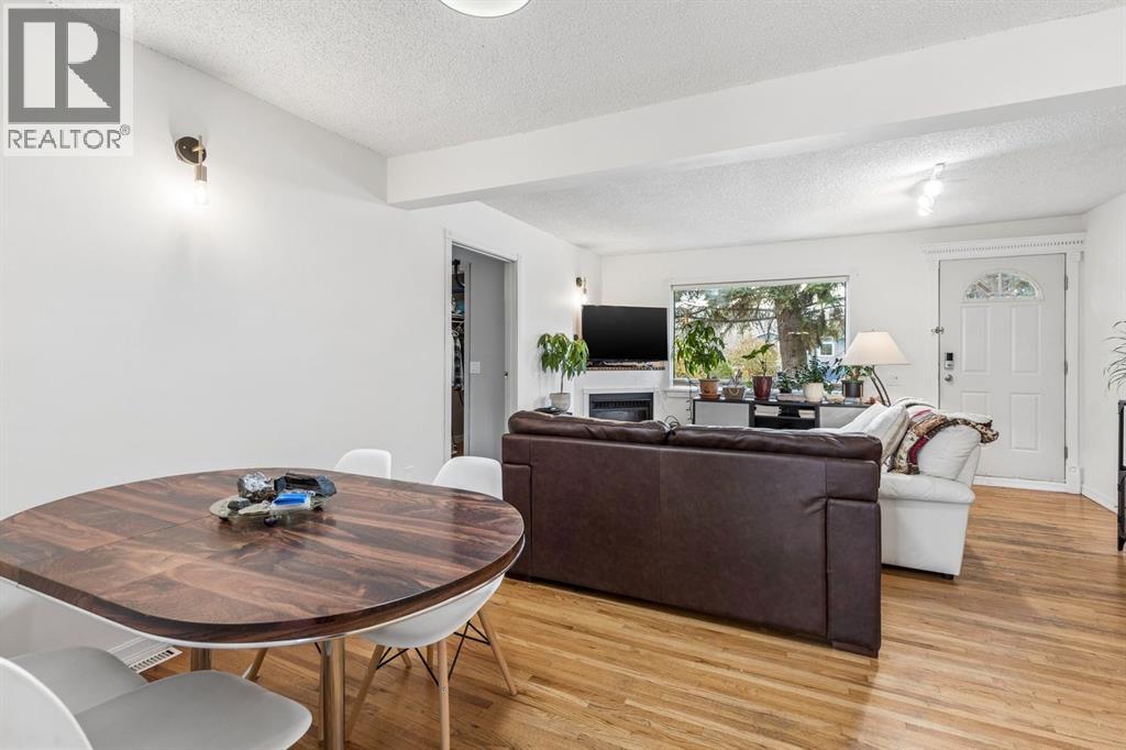 5216 18 Avenue Nw Property Photo 17