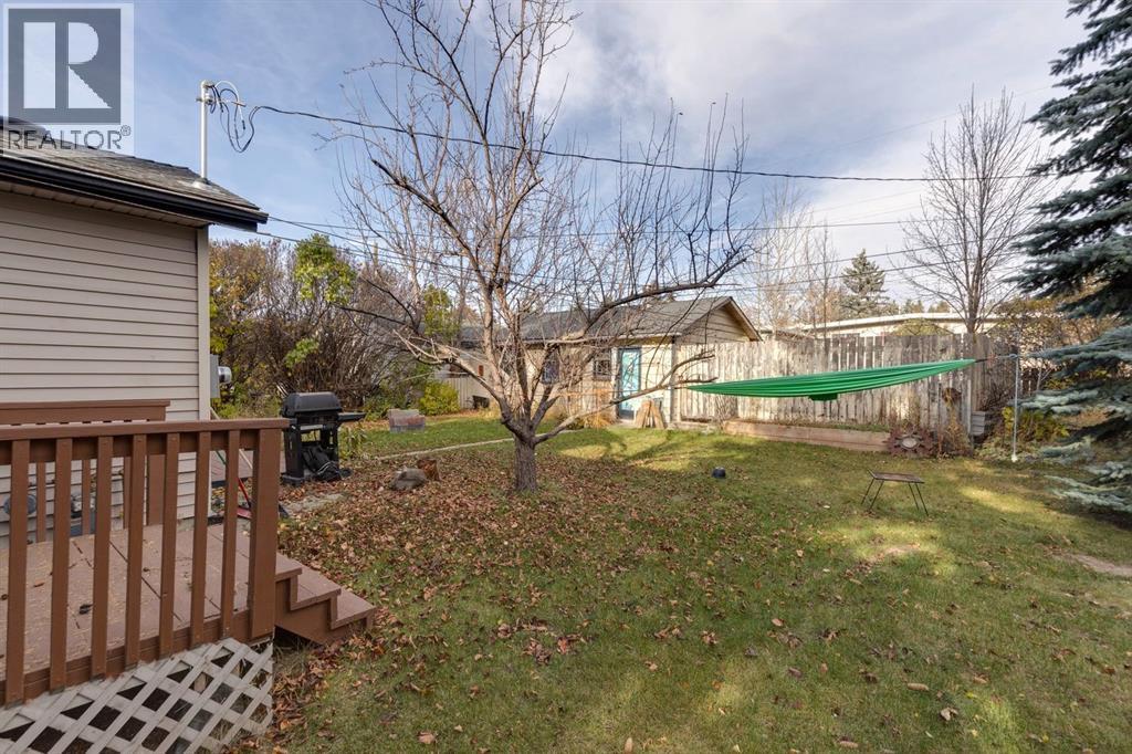 5216 18 Avenue Nw Property Photo 32