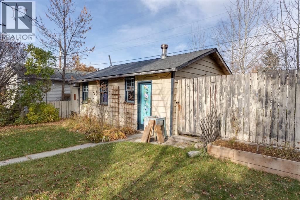 5216 18 Avenue Nw Property Photo 33