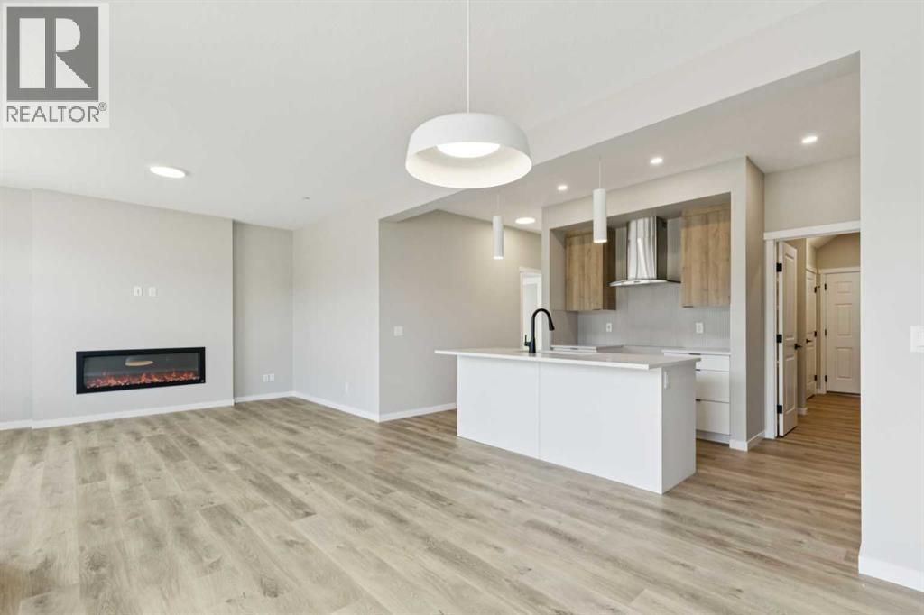 302 Hotchkiss Common Se Property Photo 11