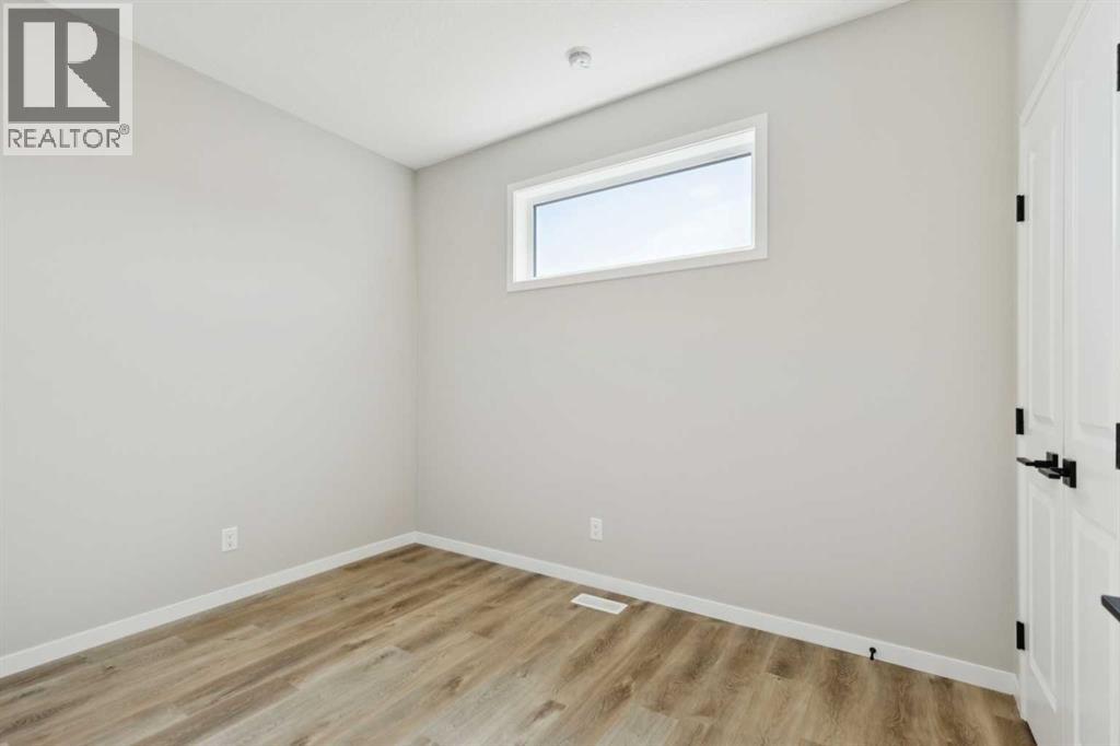 302 Hotchkiss Common Se Property Photo 17