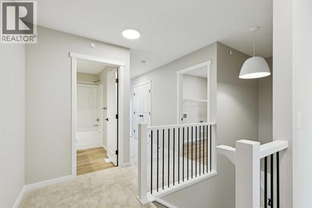 302 Hotchkiss Common Se Property Photo 20