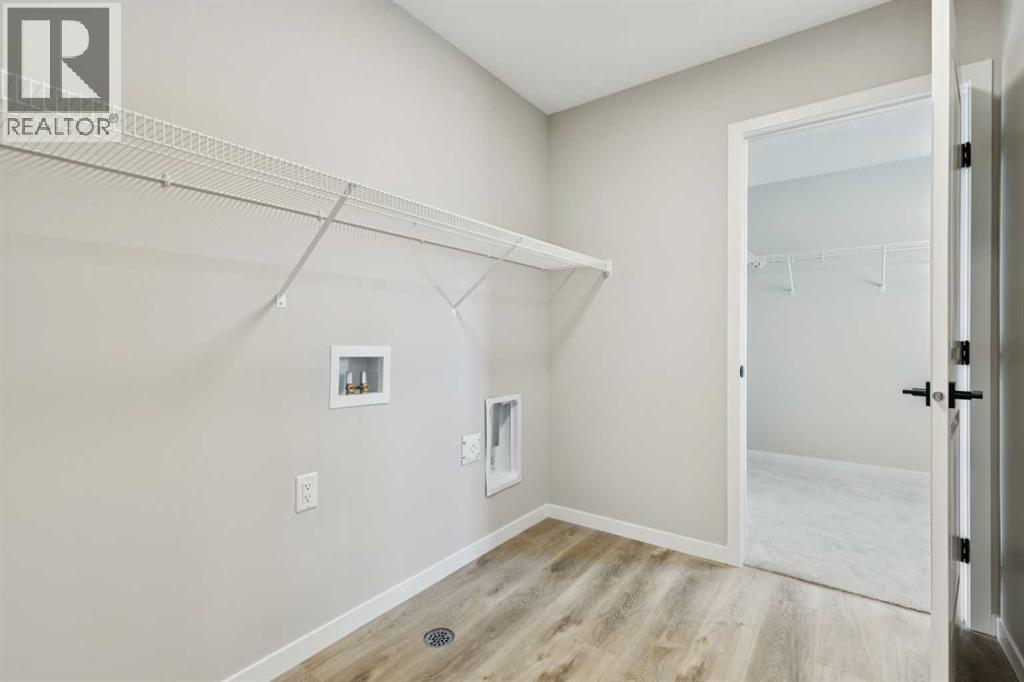 302 Hotchkiss Common Se Property Photo 32