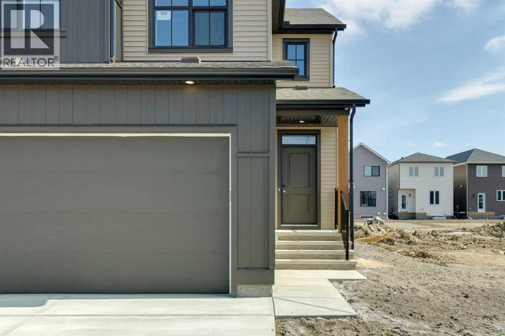 302 Hotchkiss Common Se Property Photo 35