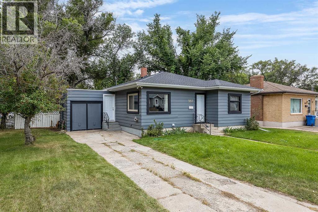 337 4 Street Sw Property Photo 1