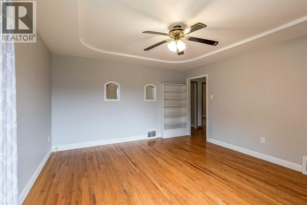 337 4 Street Sw Property Photo 9