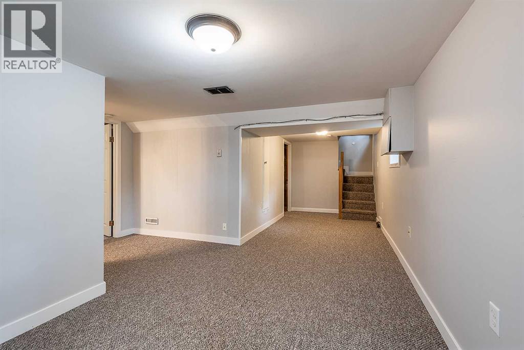 337 4 Street Sw Property Photo 25