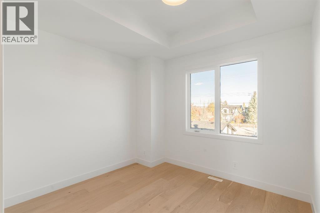2216 35 Street Sw Property Photo 34