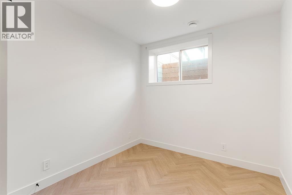 2216 35 Street Sw Property Photo 45